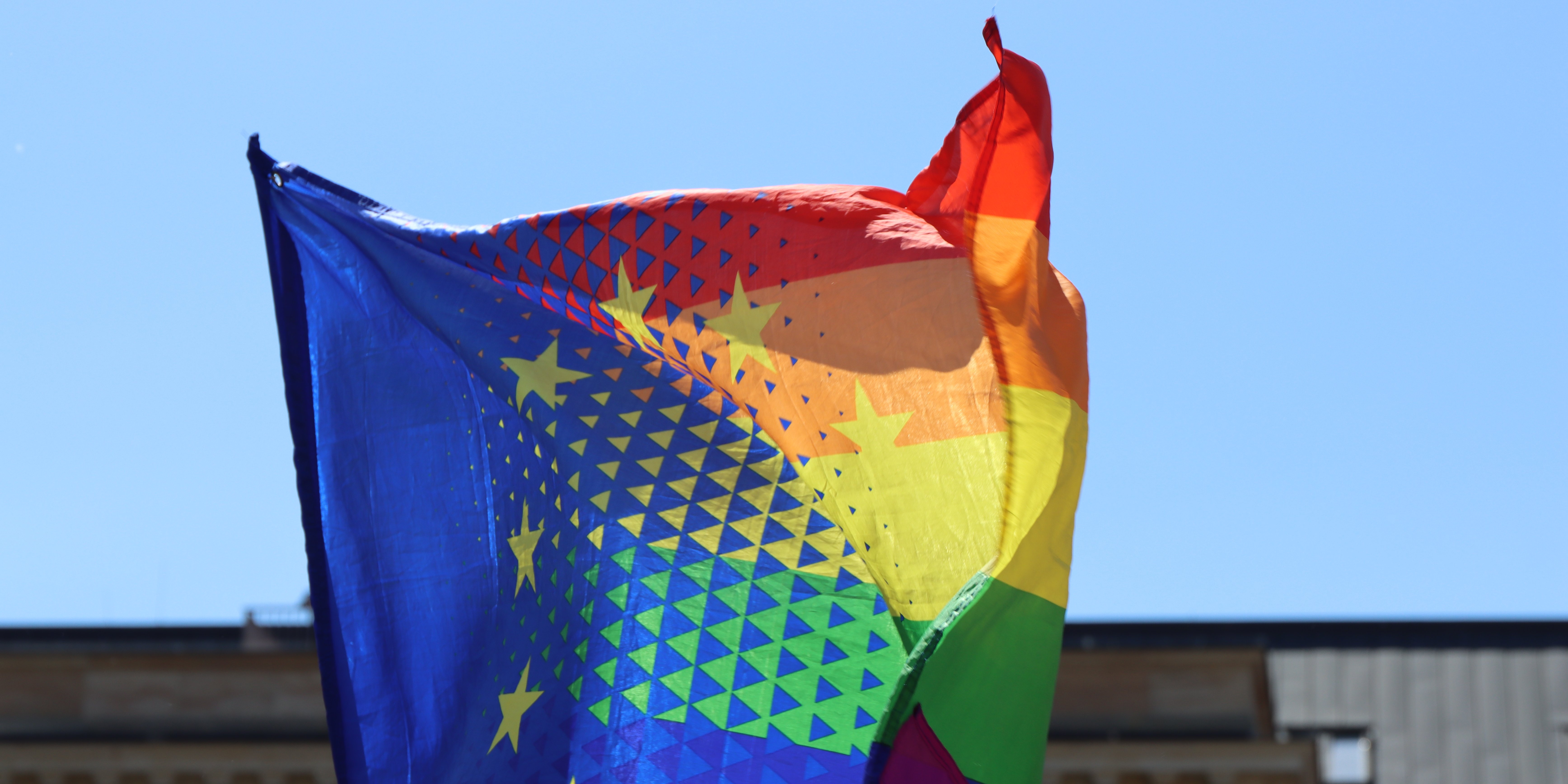 Europäische Regenbogenfahne 